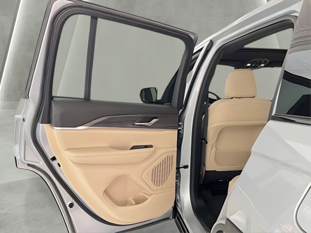 2023 Jeep Grand Cherokee Limited Carrollton TX