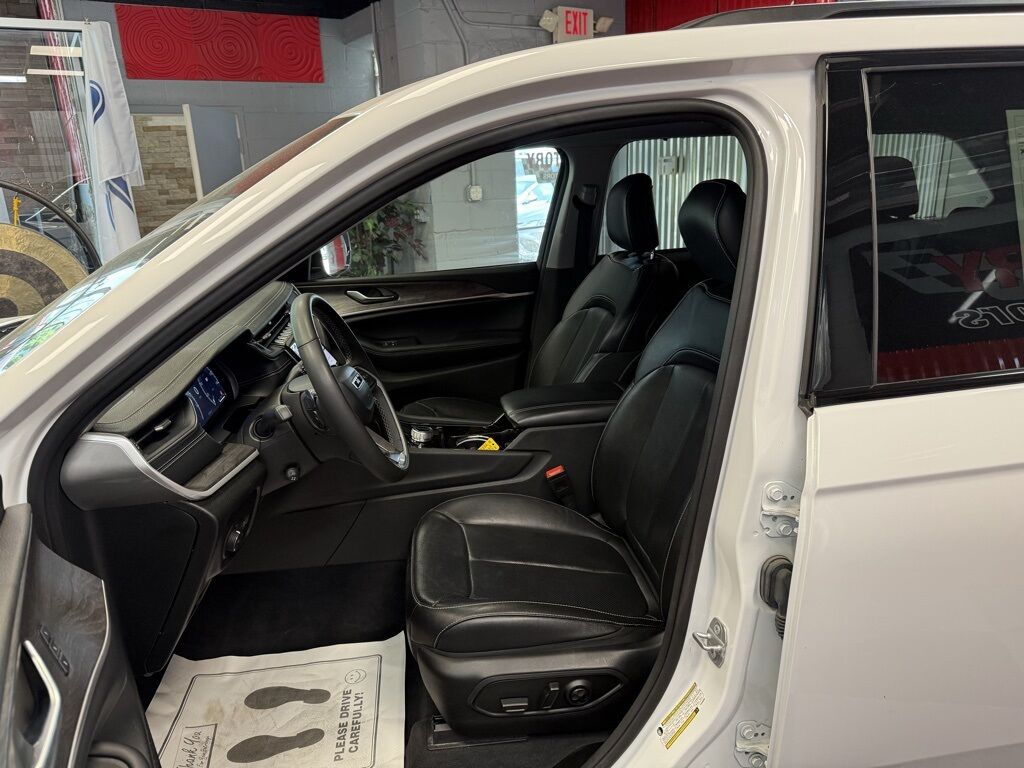 2023 Jeep Grand Cherokee Limited Royal Oak MI