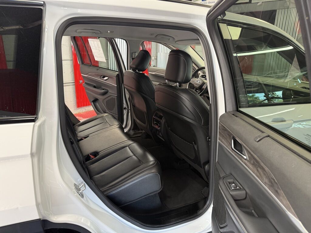 2023 Jeep Grand Cherokee Limited Royal Oak MI