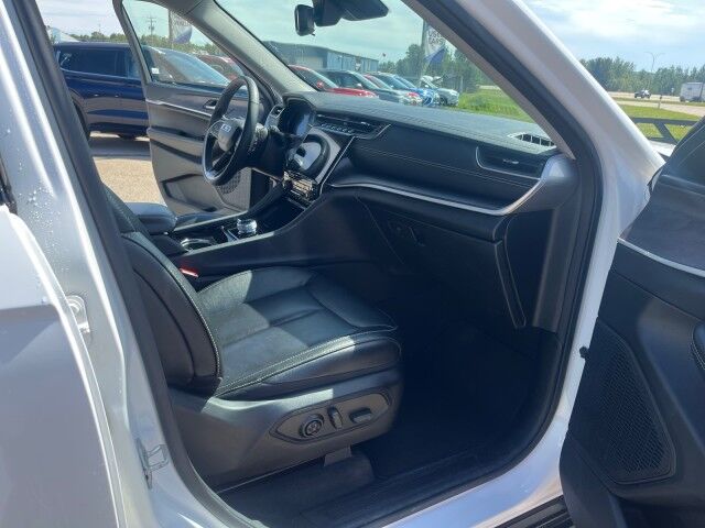 2023 Jeep Grand Cherokee Limited Grande Prairie AB