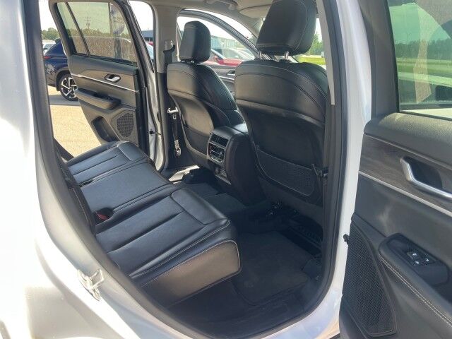 2023 Jeep Grand Cherokee Limited Grande Prairie AB