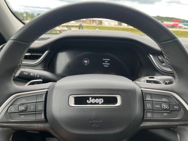 2023 Jeep Grand Cherokee Limited Grande Prairie AB