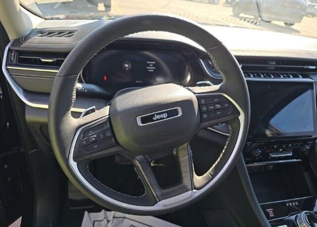 2023 Jeep Grand Cherokee Limited Marshfield MA