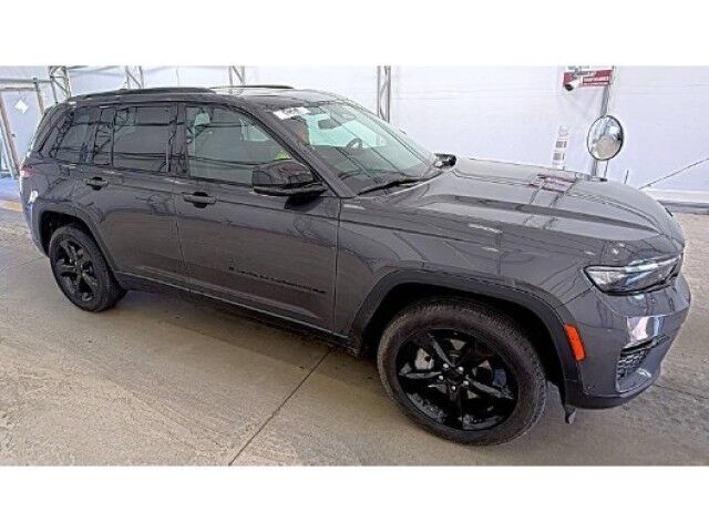 2023 Jeep Grand Cherokee Limited Marshfield MA