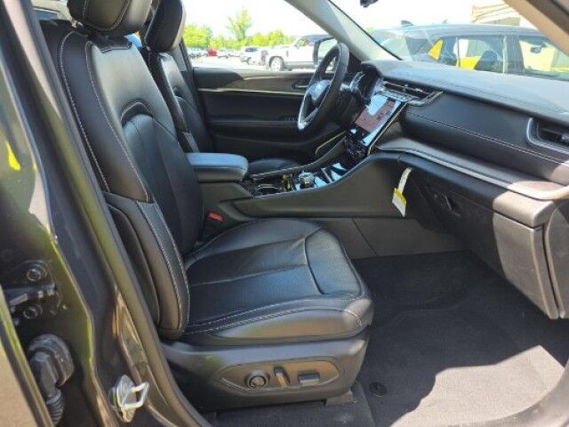2023 Jeep Grand Cherokee Limited Marshfield MA