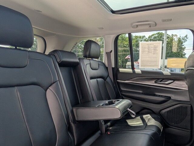 2023 Jeep Grand Cherokee Limited Marshfield MA