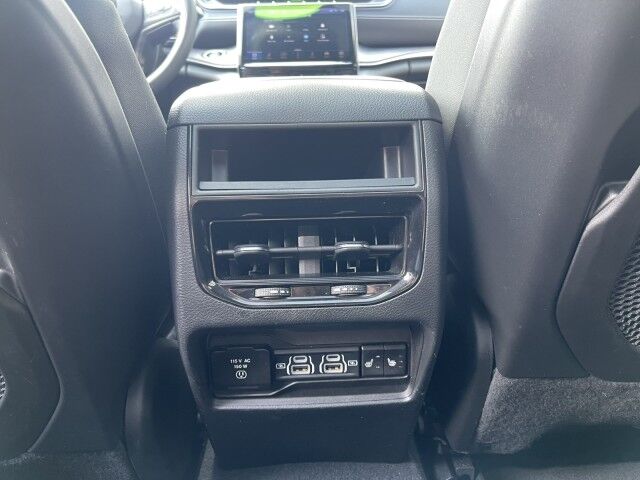 2023 Jeep Grand Cherokee Limited Marshfield MA
