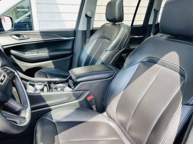 2023 Jeep Grand Cherokee Limited Marshfield MA