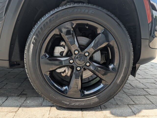 2023 Jeep Grand Cherokee Limited Marshfield MA