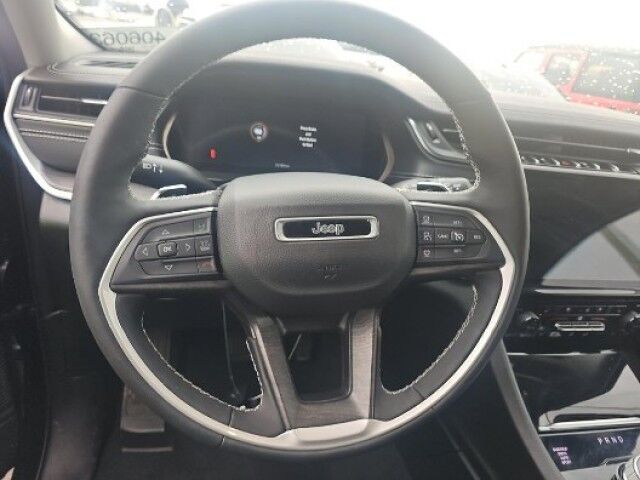 2023 Jeep Grand Cherokee Limited Marshfield MA