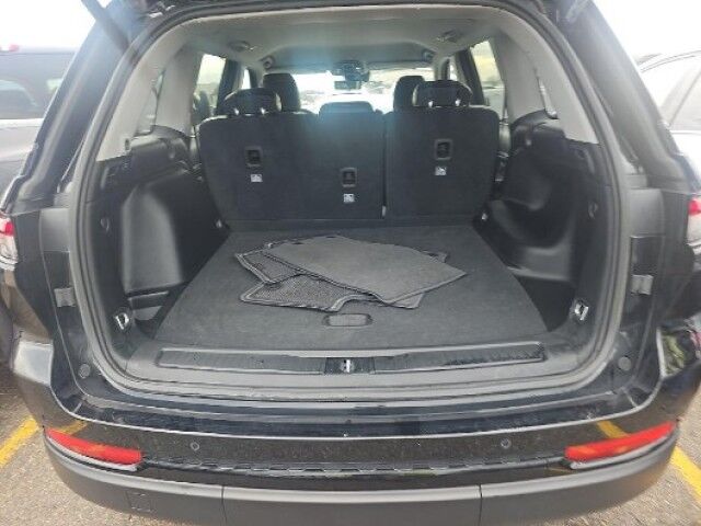 2023 Jeep Grand Cherokee Limited Marshfield MA