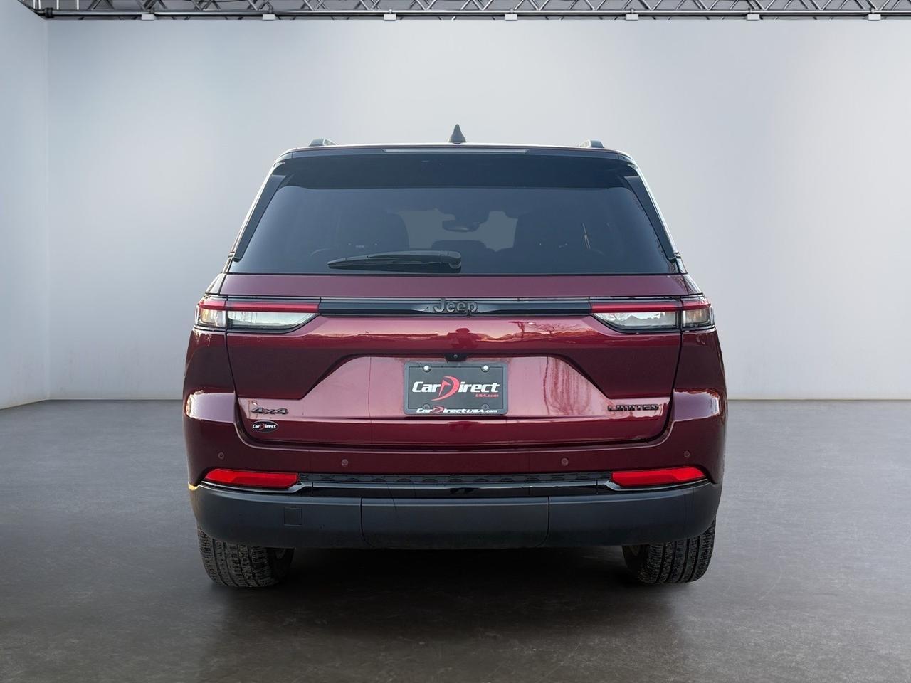 2023 Jeep Grand Cherokee Limited, POWER LIFTGATE, FORWARD COLLISION ALERT, BLIND SPOT MONITORING, HEATED FRONT AND REAR SEATS, ANDROID AUTO/ APPLE CARPLAY, REMOTE START, BACKUP CAMERA WITH PARKING SENSORS, CLEAN CARFAX, 1 OWNER, ONLY 30K MILES, THIS SUV HAS IT ALL! Virginia Beach VA