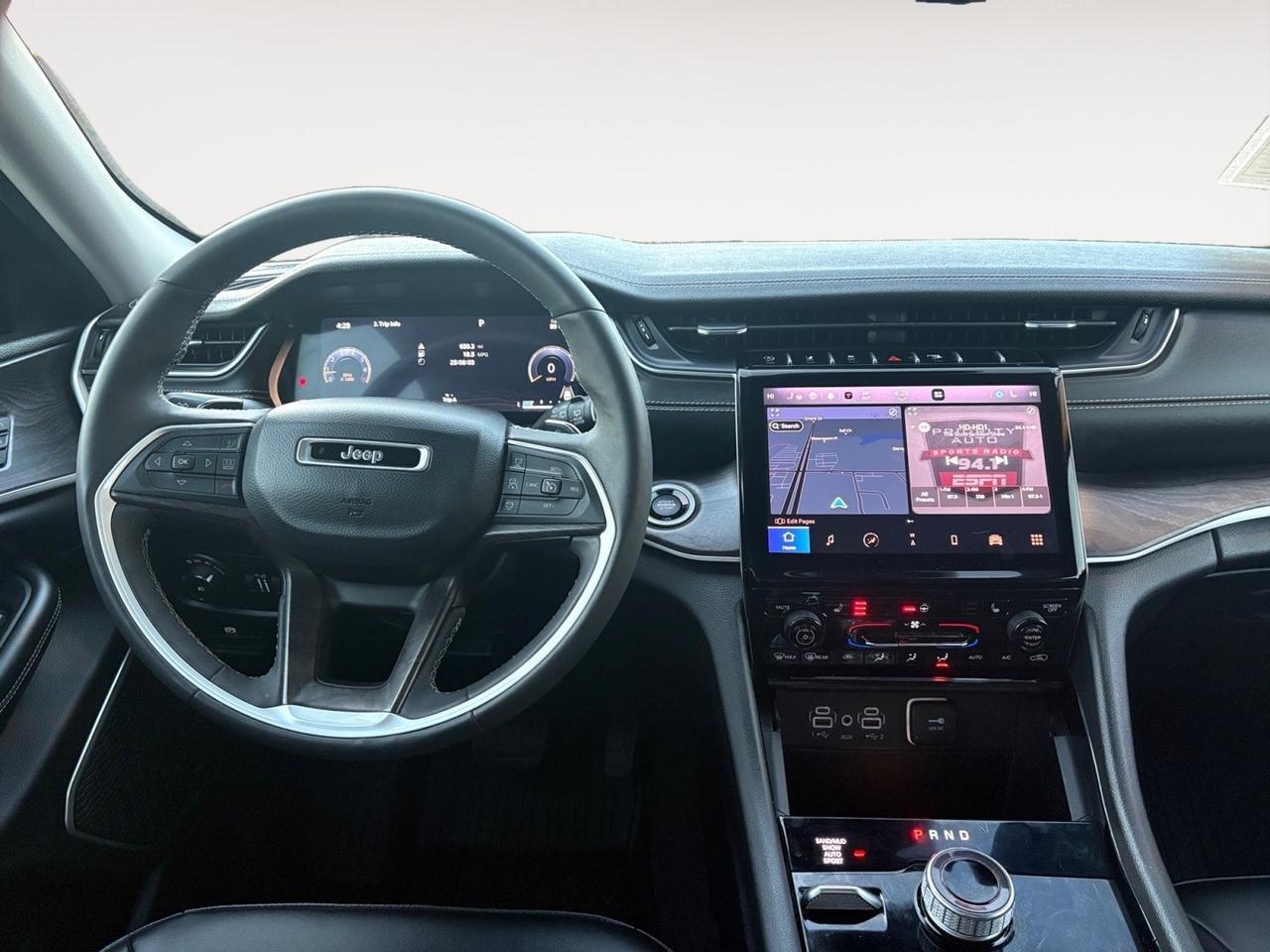 2023 Jeep Grand Cherokee Limited, POWER LIFTGATE, FORWARD COLLISION ALERT, BLIND SPOT MONITORING, HEATED FRONT AND REAR SEATS, ANDROID AUTO/ APPLE CARPLAY, REMOTE START, BACKUP CAMERA WITH PARKING SENSORS, CLEAN CARFAX, 1 OWNER, ONLY 30K MILES, THIS SUV IS AS CLEAN AS THEY C Virginia Beach VA