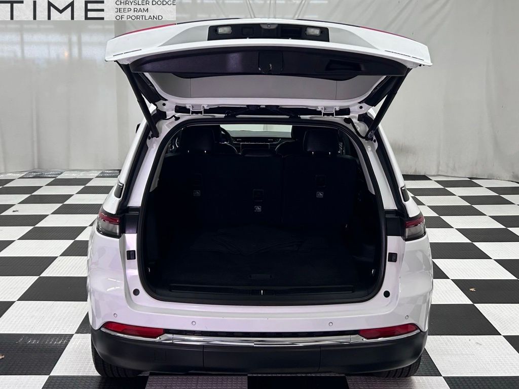 2023 Jeep Grand Cherokee Limited Portland OR