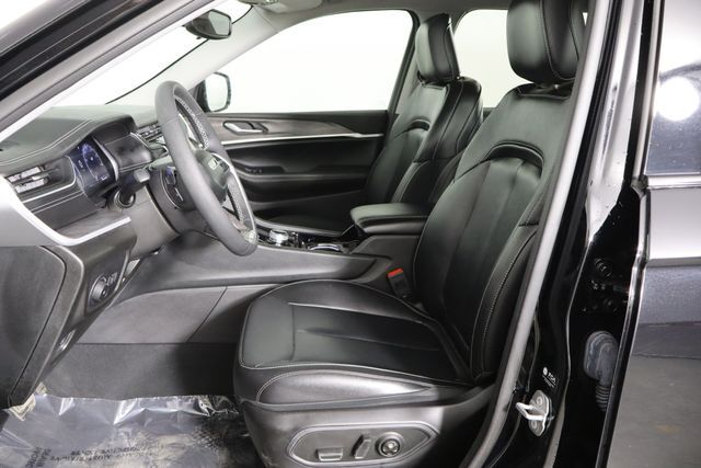 2023 Jeep Grand Cherokee Limited Raleigh NC