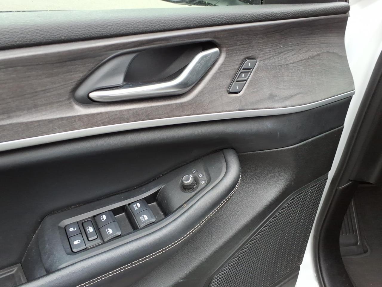 2023 Jeep Grand Cherokee Limited Roanoke VA