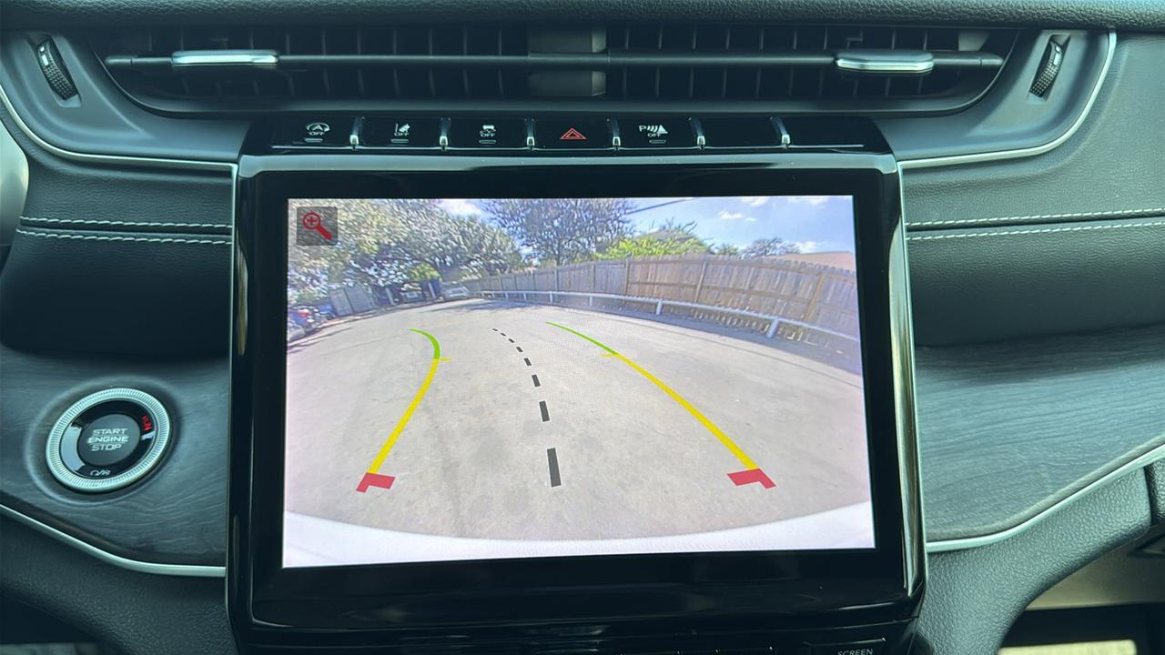 2023 Jeep Grand Cherokee Limited  Selma TX