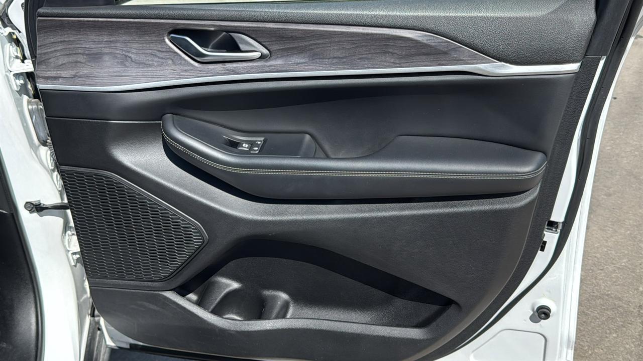 2023 Jeep Grand Cherokee Limited  Selma TX