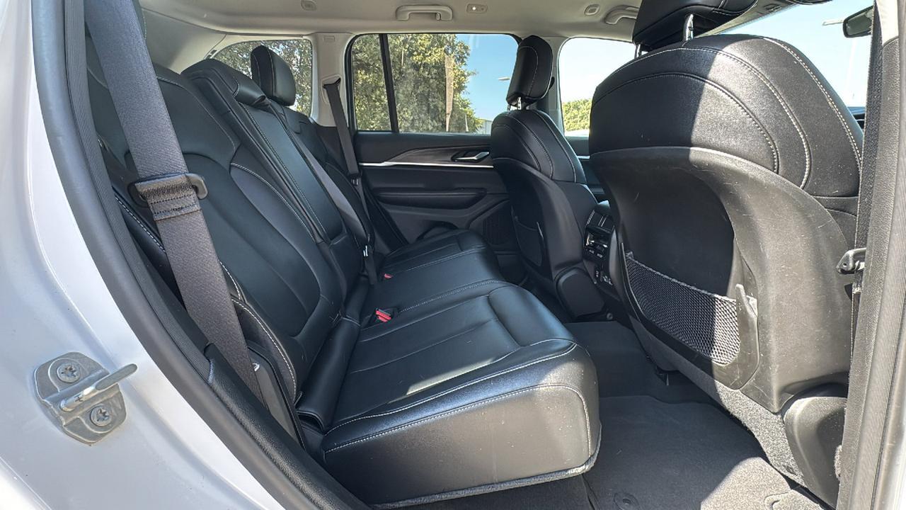 2023 Jeep Grand Cherokee Limited  Selma TX