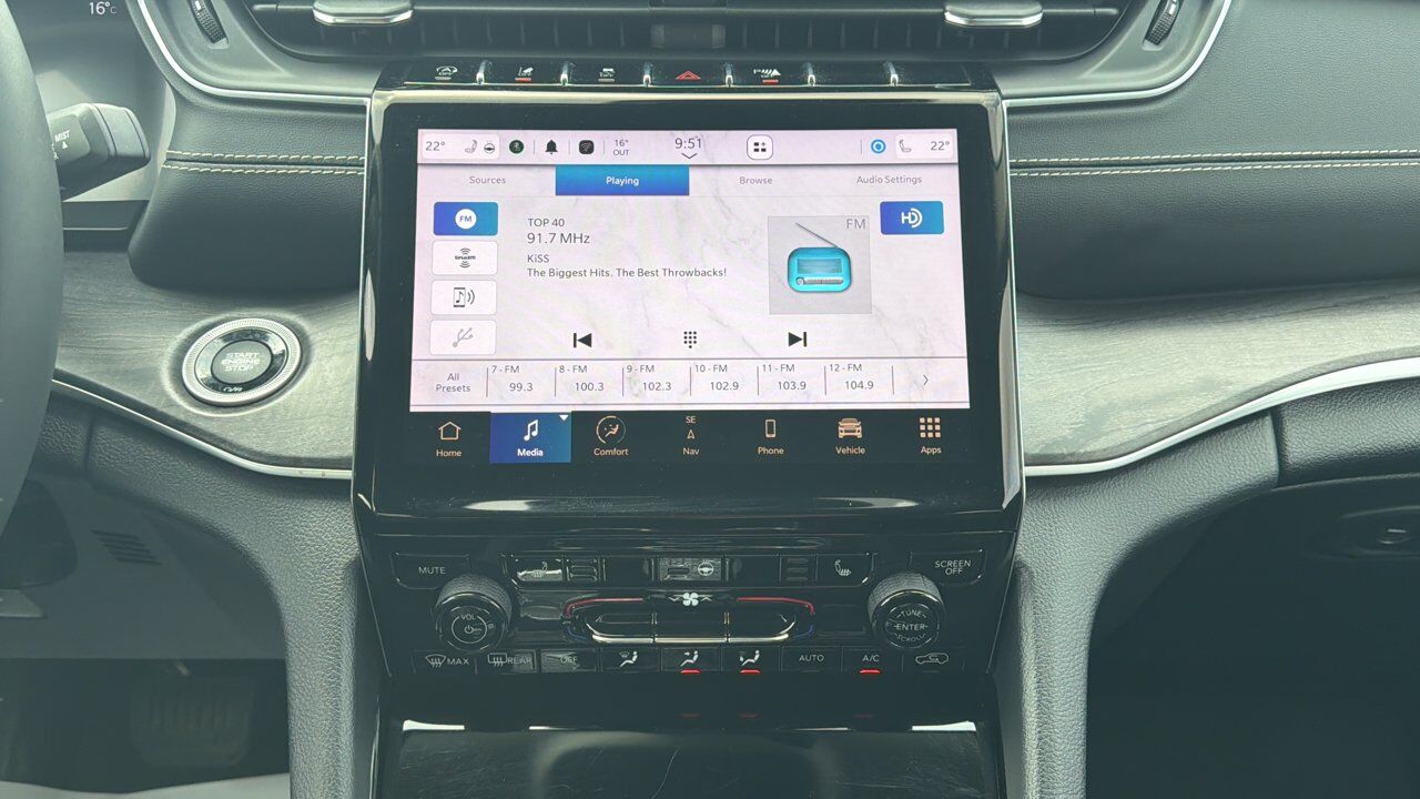 2023 Jeep Grand Cherokee Limited Sherwood Park AB