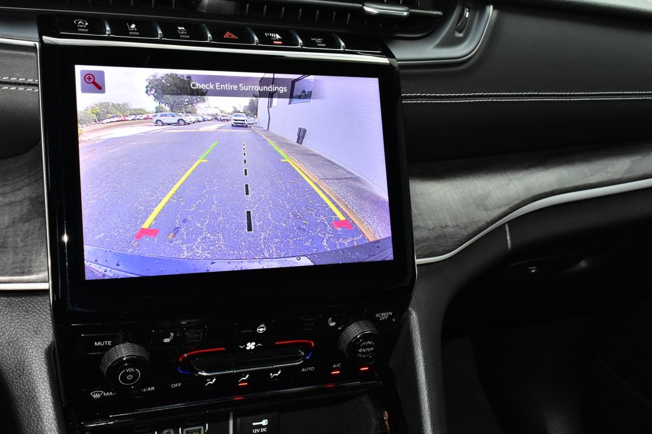 2023 Jeep Grand Cherokee Limited Tampa FL