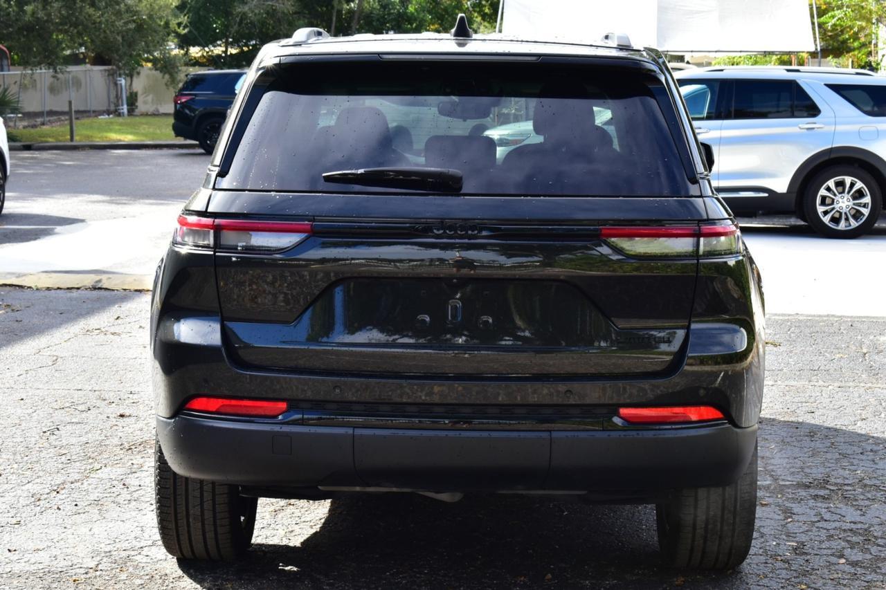 2023 Jeep Grand Cherokee Limited Tampa FL