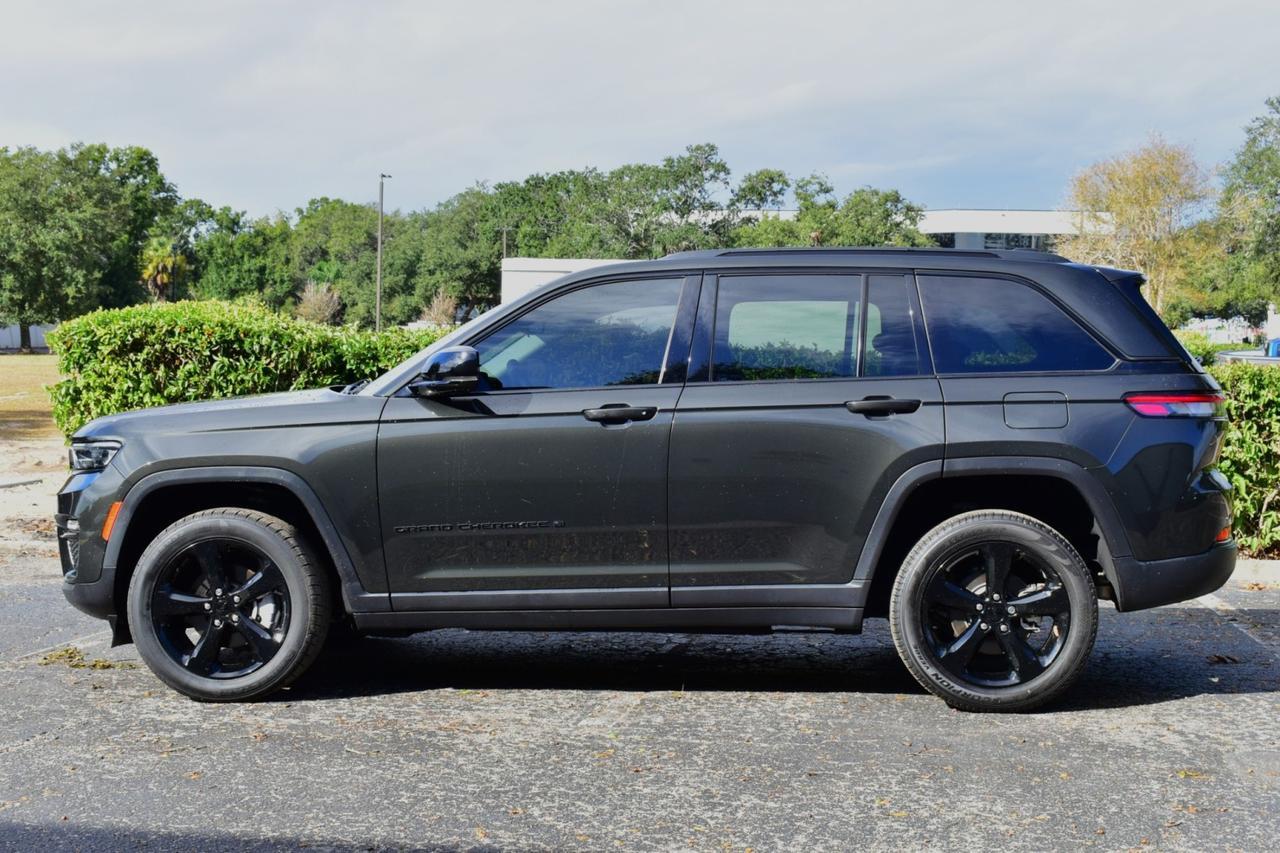 2023 Jeep Grand Cherokee Limited Tampa FL