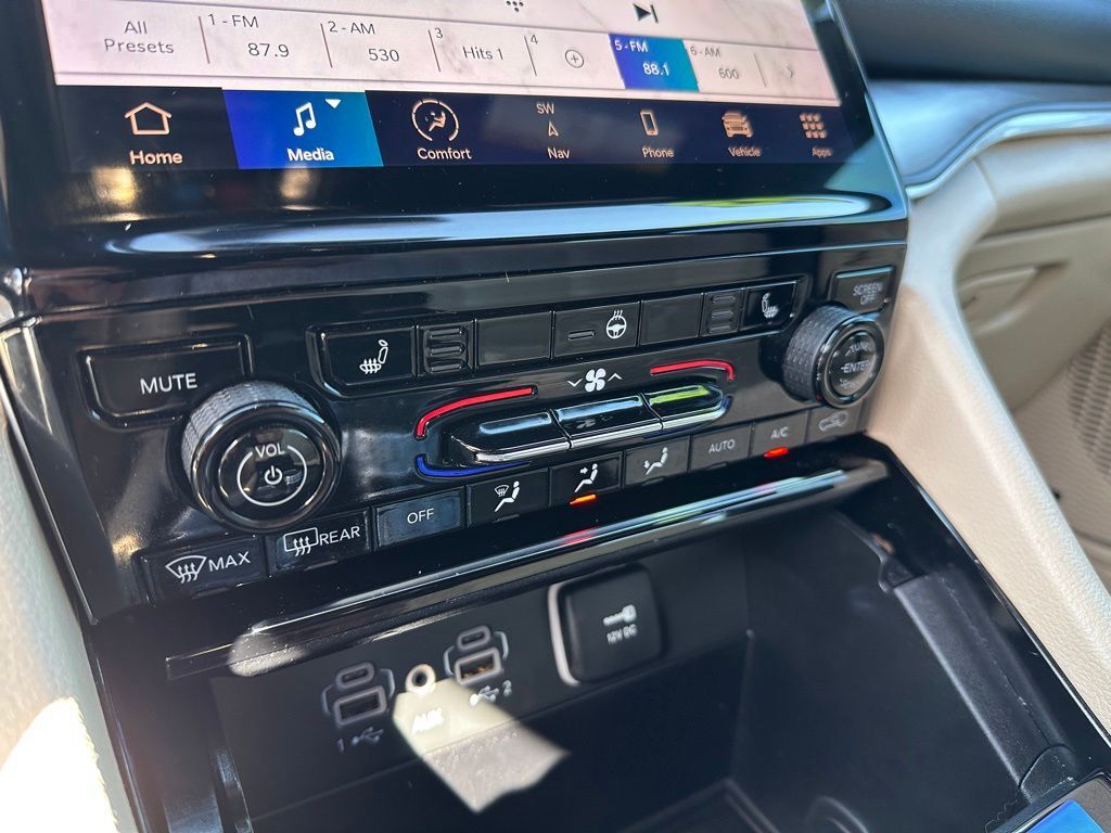 2023 Jeep Grand Cherokee Limited Tucson AZ