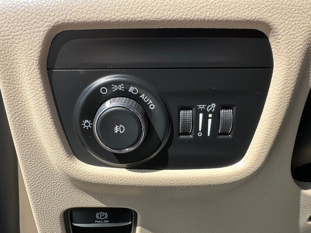 2023 Jeep Grand Cherokee Limited Tucson AZ