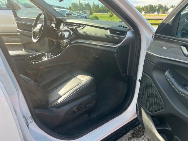 2023 Jeep Grand Cherokee Limited Whitecourt AB