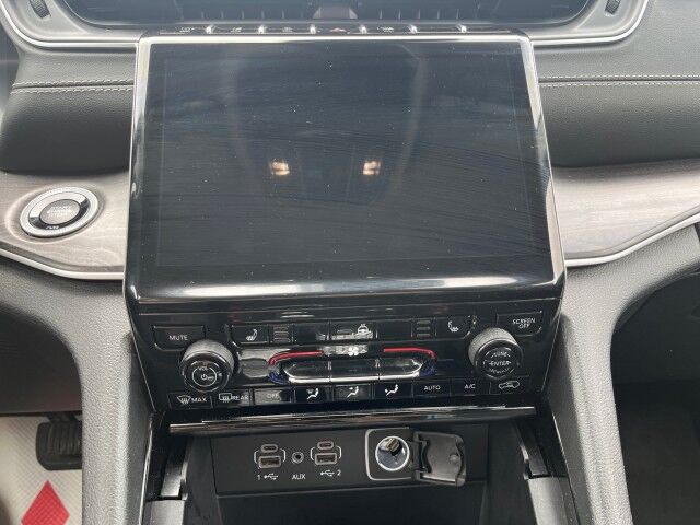 2023 Jeep Grand Cherokee Limited Whitecourt AB