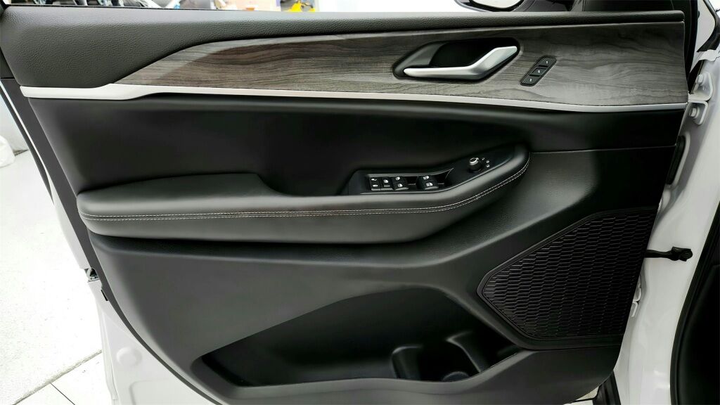 2023 Jeep Grand Cherokee Limited Laurel MD