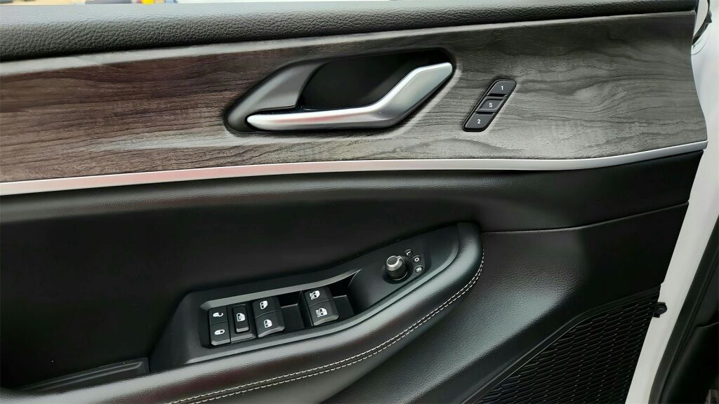 2023 Jeep Grand Cherokee Limited Laurel MD