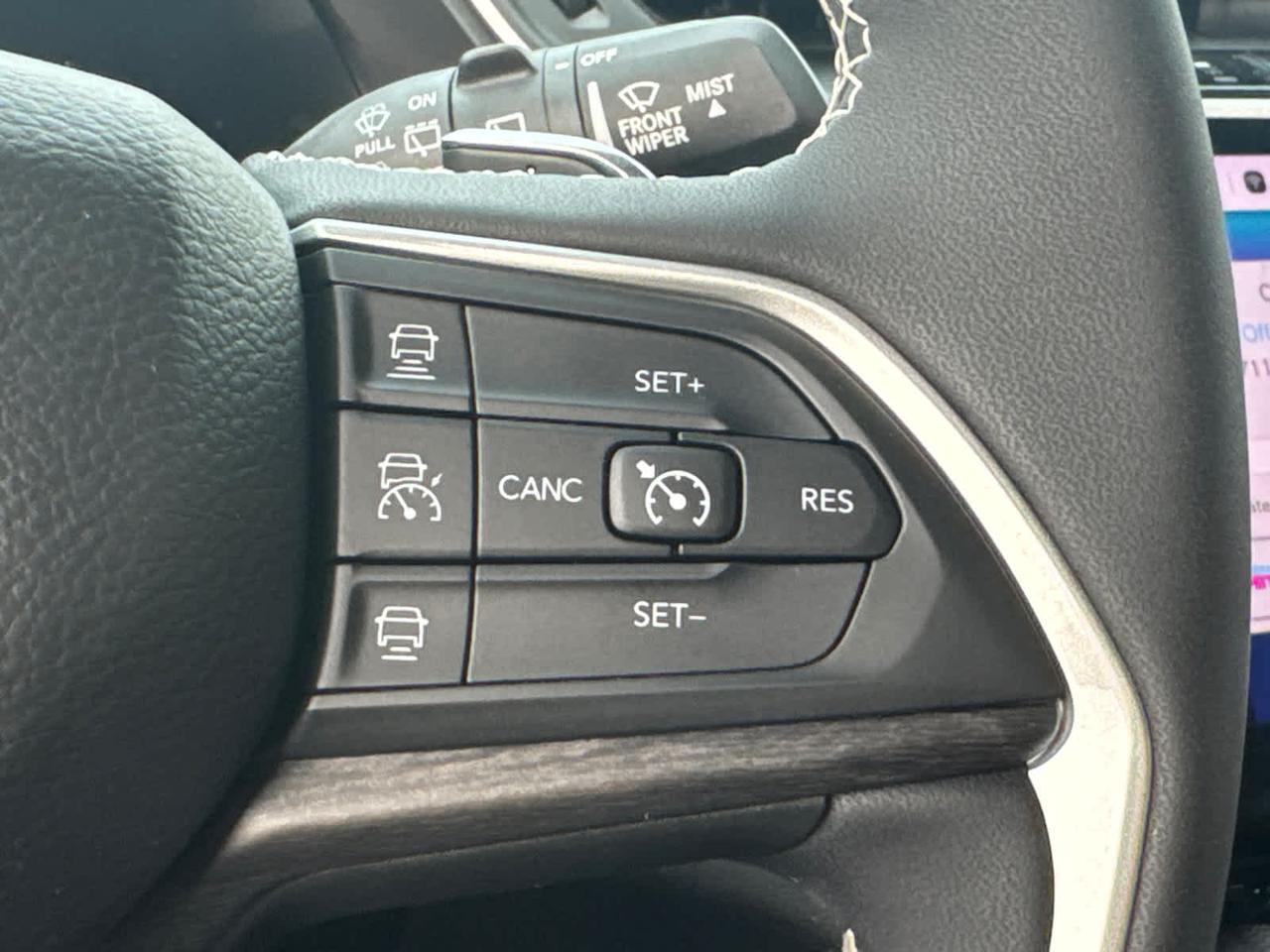 2023 Jeep Grand Cherokee Limited Dartmouth MA