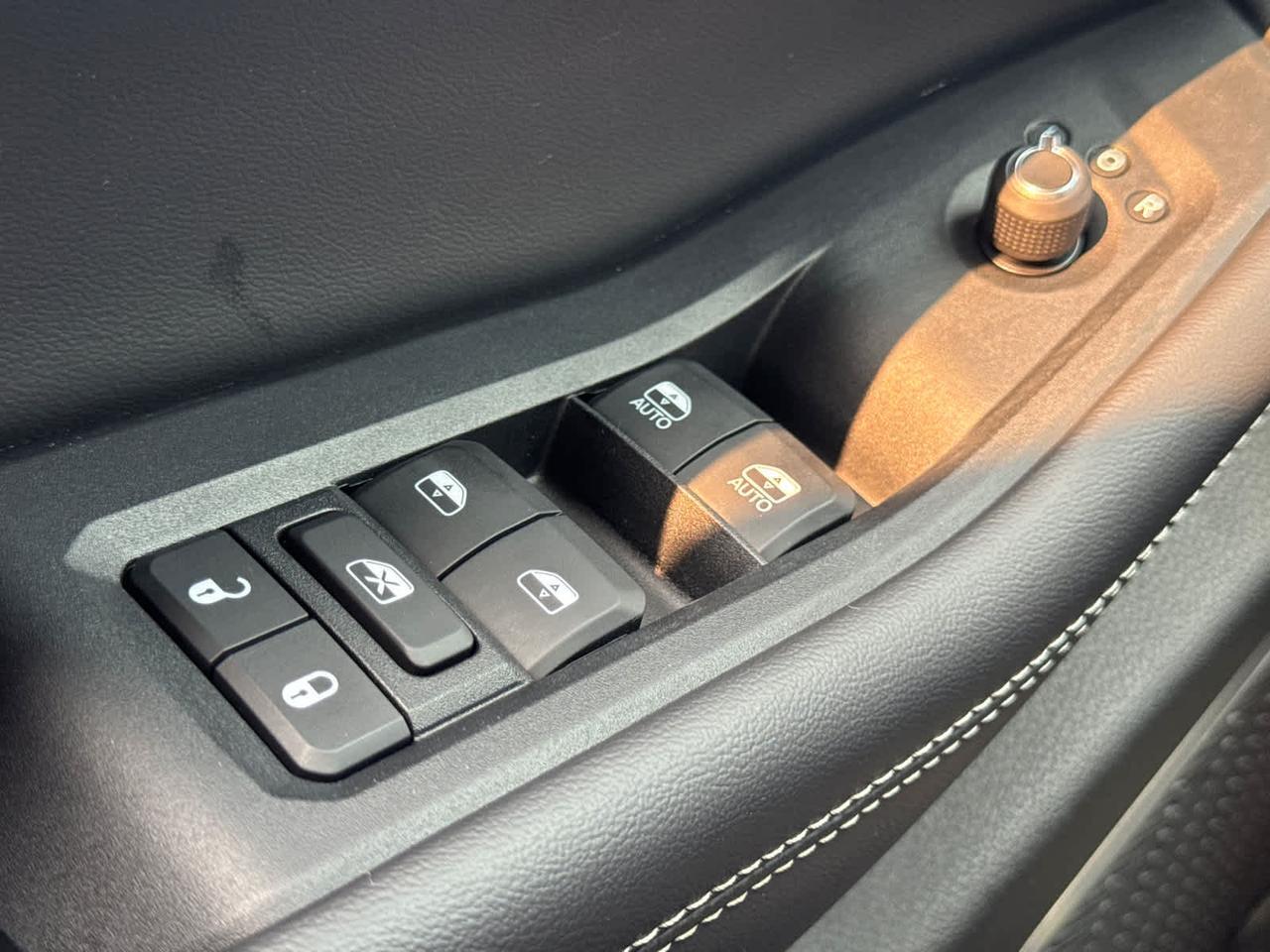 2023 Jeep Grand Cherokee Limited Dartmouth MA