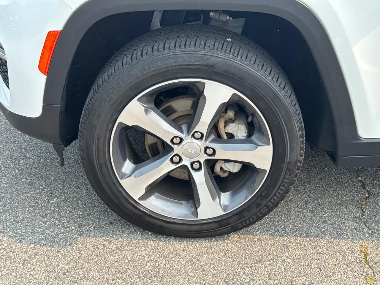 2023 Jeep Grand Cherokee Limited Dartmouth MA