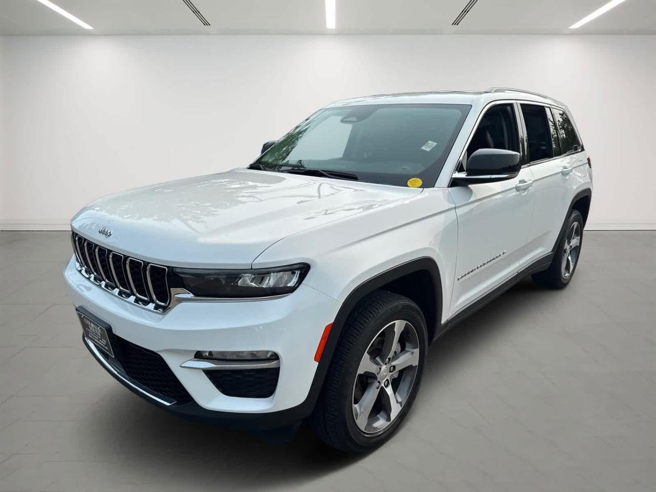 2023 Jeep Grand Cherokee Limited Dartmouth MA