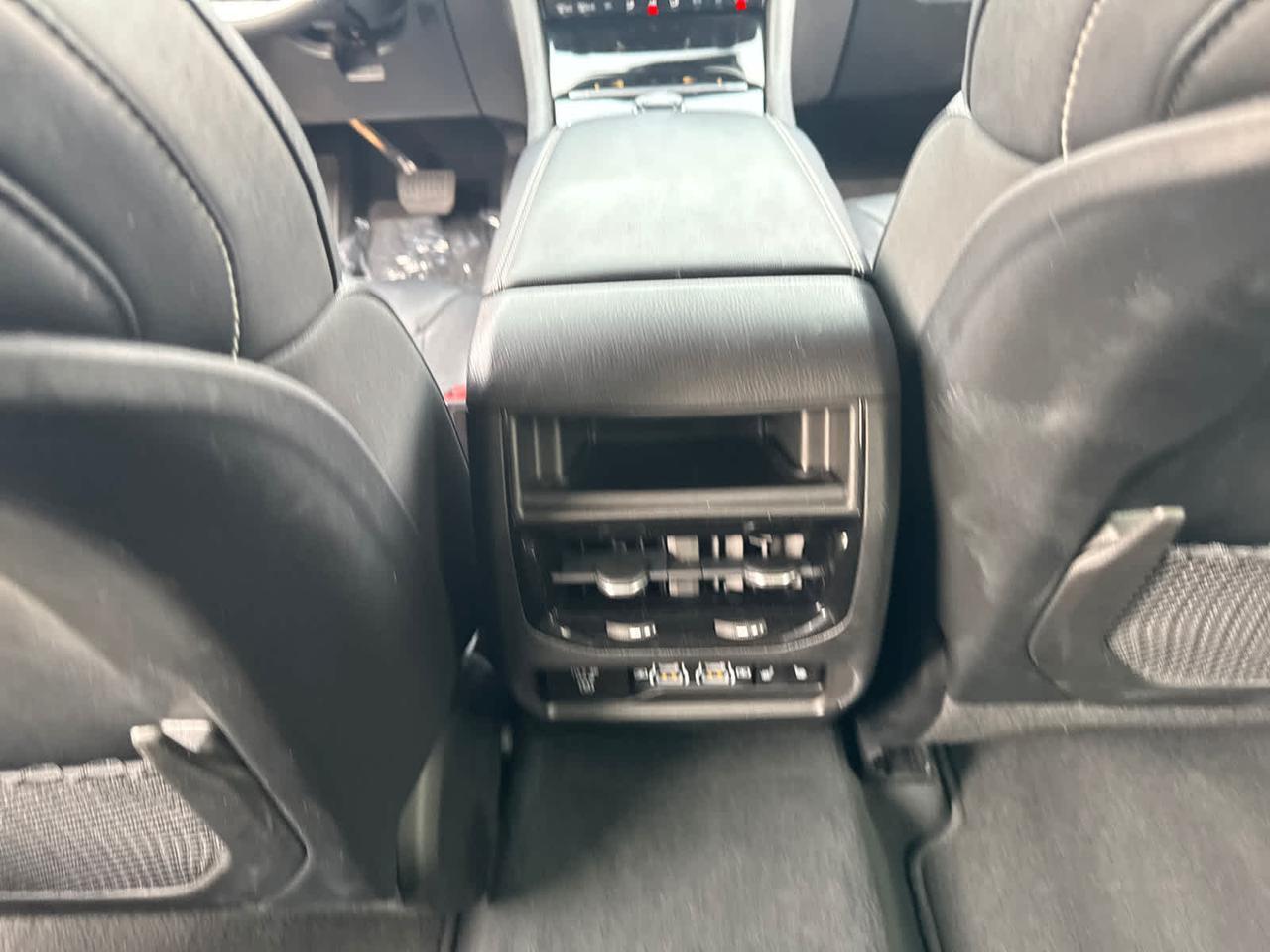 2023 Jeep Grand Cherokee Limited Dartmouth MA