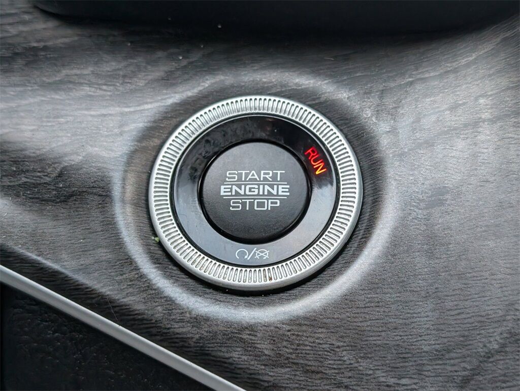 2023 Jeep Grand Cherokee Limited Cockeysville MD