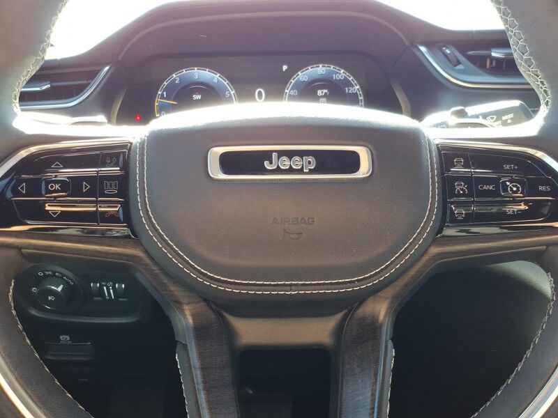 2023 Jeep Grand Cherokee Overland Del Rio TX