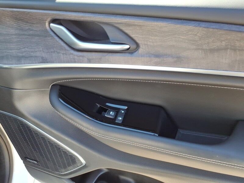 2023 Jeep Grand Cherokee Overland Del Rio TX