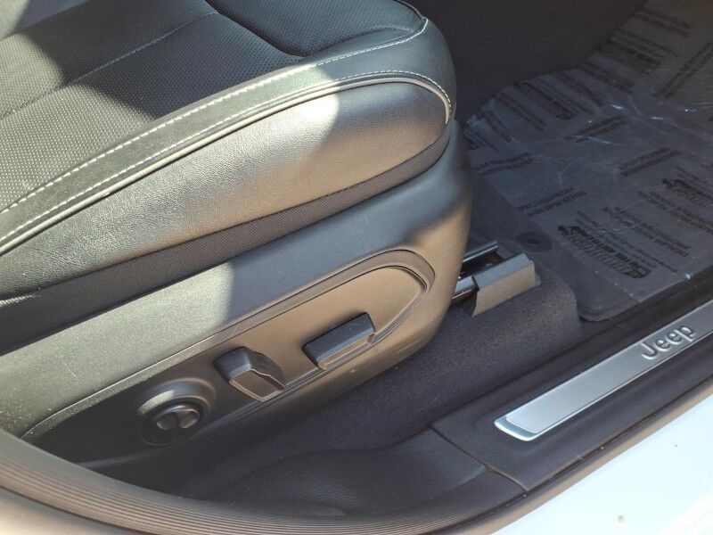 2023 Jeep Grand Cherokee Overland Del Rio TX