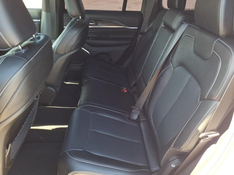 2023 Jeep Grand Cherokee Overland Del Rio TX