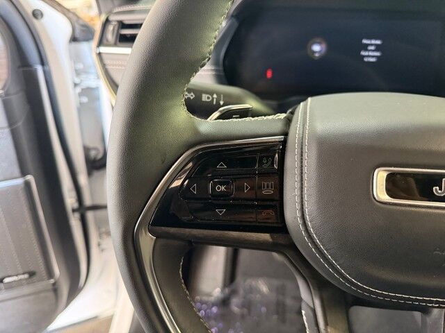 2023 Jeep Grand Cherokee Overland Burnet TX