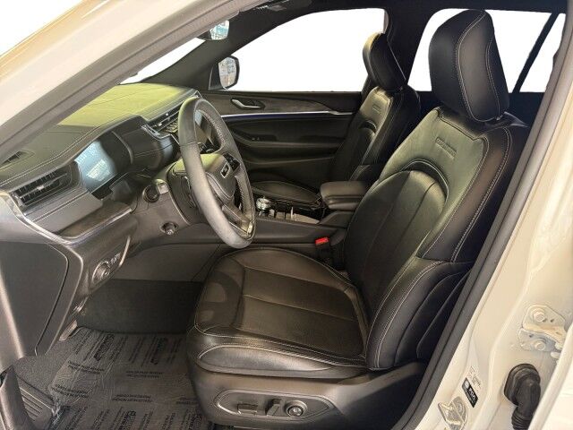 2023 Jeep Grand Cherokee Overland Burnet TX