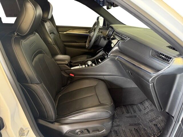 2023 Jeep Grand Cherokee Overland Burnet TX