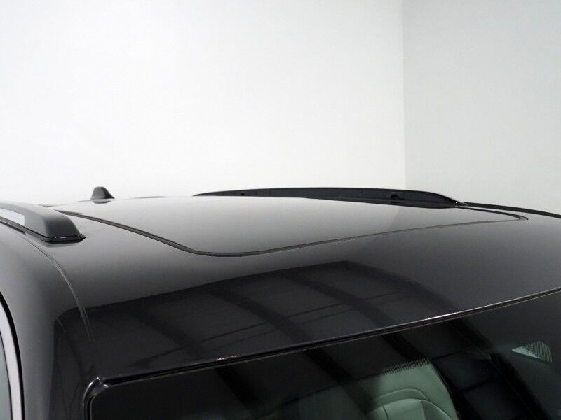 2023 Jeep Grand Cherokee Overland 4WD *NAVIGATION, ADAPTIVE CRUISE, SAFETY ALERTS, BACKUP-CAMERA, COLOR TOUCHSCREEN, PSNGR DISPLAY, PANORAMA MOONROOF, NAPPA LEATHER, CLIMATE SEATS, HTD STEERING, MCINTOSH AUDIO, ANDROID & APPLE Round Rock TX