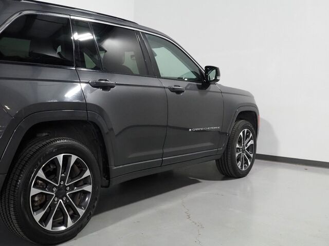 2023 Jeep Grand Cherokee Overland 4WD *NAVIGATION, ADAPTIVE CRUISE, SAFETY ALERTS, BACKUP-CAMERA, COLOR TOUCHSCREEN, PSNGR DISPLAY, PANORAMA MOONROOF, NAPPA LEATHER, CLIMATE SEATS, HTD STEERING, MCINTOSH AUDIO, ANDROID & APPLE Round Rock TX