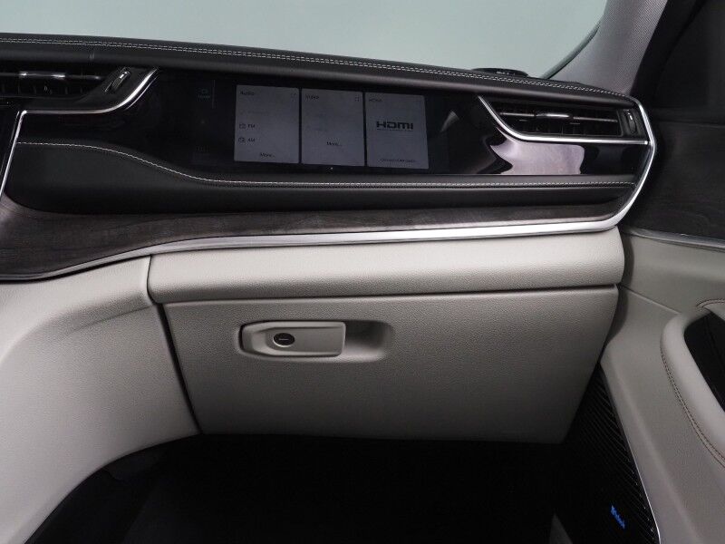 2023 Jeep Grand Cherokee Overland 4WD *NAVIGATION, ADAPTIVE CRUISE, SAFETY ALERTS, BACKUP-CAMERA, COLOR TOUCHSCREEN, PSNGR DISPLAY, PANORAMA MOONROOF, NAPPA LEATHER, CLIMATE SEATS, HTD STEERING, MCINTOSH AUDIO, ANDROID & APPLE Round Rock TX