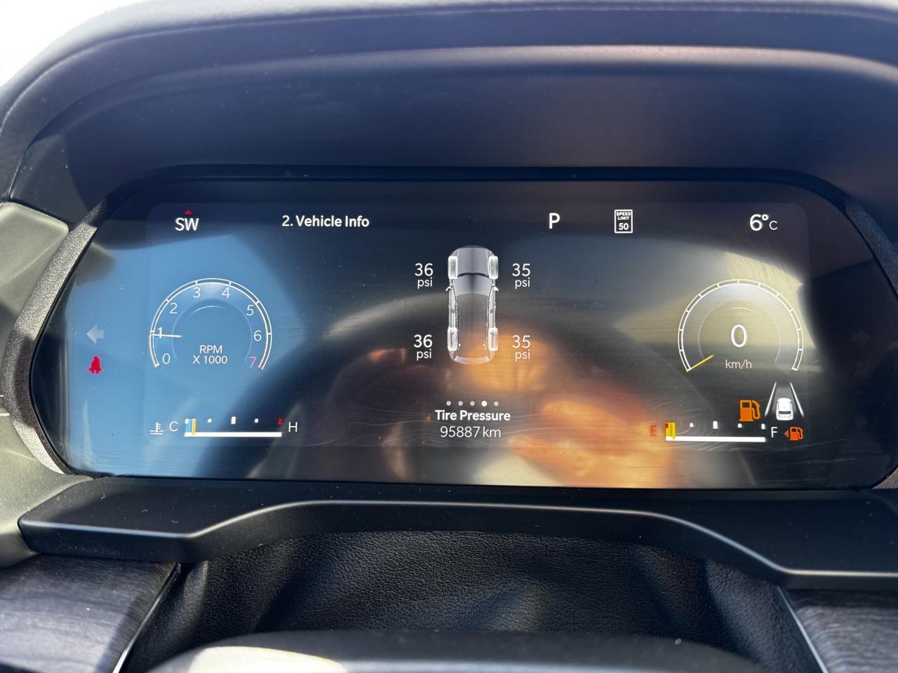 2023 Jeep Grand Cherokee Overland 4x4 | Low KMs | V6 | Nappa Leather | NAV | Heated Vented Seats Redwater AB